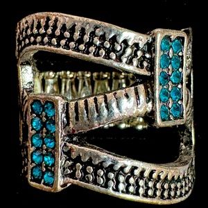 5/$20🛍️Paparazzi Blue Stone Statement Ring